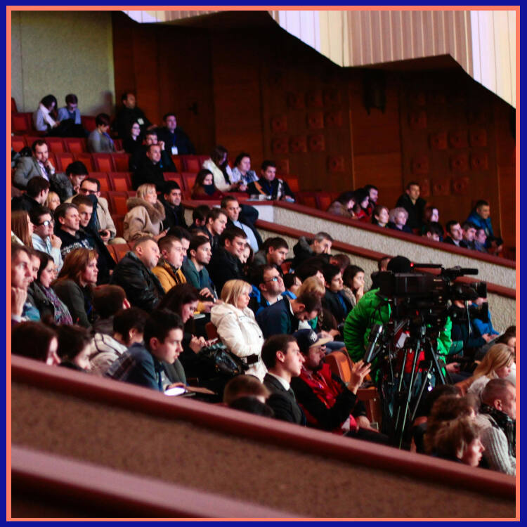 El “efecto Auracast”: cómo los espacios públicos serán más accesibles en los próximos años